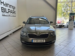 Skoda Superb Kombi 2.0TDI 4x4/SUPERDEAL 6,95%/Drag/D-värmare