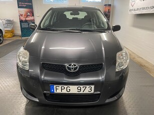 Toyota Auris 5-dörrar 1.4 VVT-i Euro 4 Ny servad