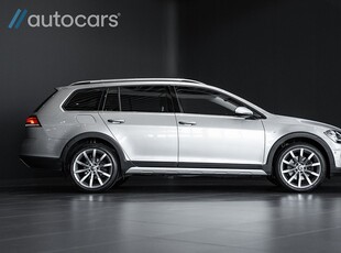 Volkswagen Golf Alltrack 4M|Plus|Massage|Drag|Kamera|Värmare