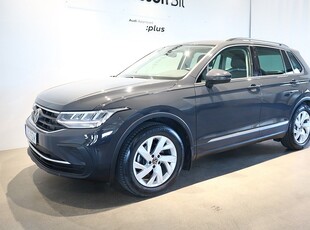 Volkswagen Tiguan 1.5 TSI 150hk - Backkamera - Dragkrok