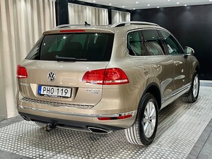 Volkswagen Touareg 3.0 V6 TDI 4M Kamera SoV Skinn Drag TOPP