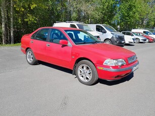 Volvo S40 1.8 SE besiktigad t.o.m 250228