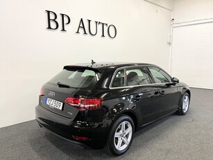 Audi A3 Sportback 1.5 TFSI COD GPS Bluetooth Nybes 3.95% Ränta