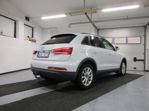 Audi Q3 2.0 TDI quattro 177 hk S Tronic Comfort Panoram Drag