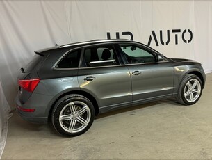 Audi Q5 2.0TDI Q S-Line Pano Drag D-värm K-rem bytt