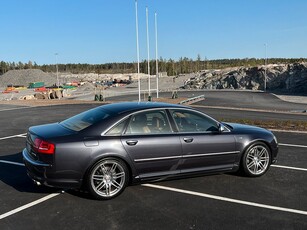 Audi S8 5.2 V10 FSI 450hk