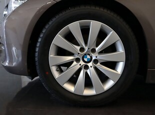 BMW 318 d Sport line Blue Performance Euro 6 Skinn 143hk