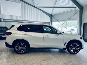 BMW X5 xDrive 30d 286hk Innovation Panorama 1 ägare Moms