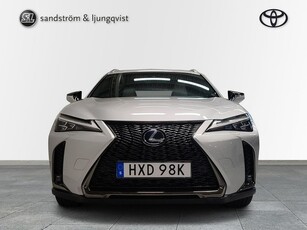 Lexus UX 250h E-Four UX250H AWD F-SPORT (Dragkrok)