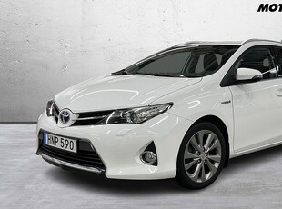 Toyota Auris Touring Sports Hybrid CVT 136hp