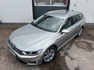 Volkswagen Passat Sportscombi GTE Cockpit Drag Kamera 218hk