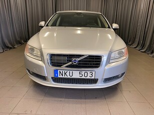 Volvo S80 4.4 V8 AWD Summum | Fullutrustad | 2 Ägare |