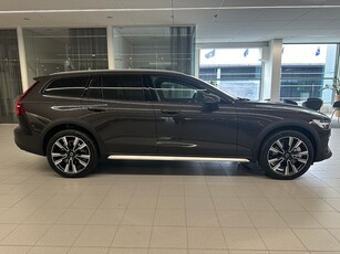 Volvo V60 Cross Country B5 AWD Bensin Plus Sommarkampanj