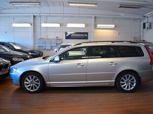 Volvo V70 D4 AWD Momentum Classic 181hk VOC Drag Navi Skinn