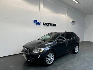 Volvo XC60 D5 AWD 215hk Momentum Drag B-kam H/K Pano Navi BT