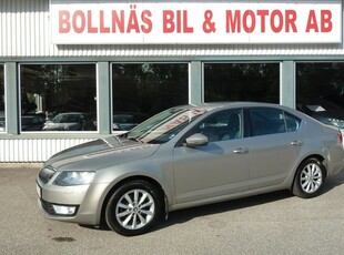 Skoda Octavia2.0 TDI Plus Euro 5 2014, Halvkombi