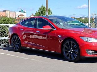 Tesla Model S 85D AWD Free Supercharge S/V-hjul Svenskåld