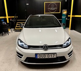 Volkswagen Golf 5-dörrars R nyservad, skinn 300hk