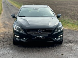 Volvo V60 D4 AWD AUTOMAT Summum | SKINN