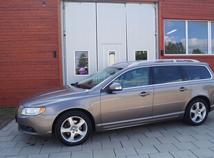 Volvo V70 2.4D Aut Kombi Summum Dragkrok 175hk