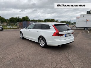 Volvo V90 T4 Momentum Advanced SE