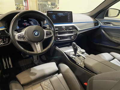 BMW 530e xDrive M-Sport Dragkrok Navi Head UP