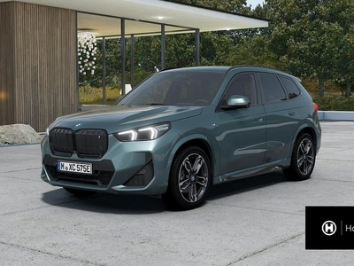 BMW iX1xDrive30 M Sport Innovation DAP H K El-Stol Drag 2023, SUV