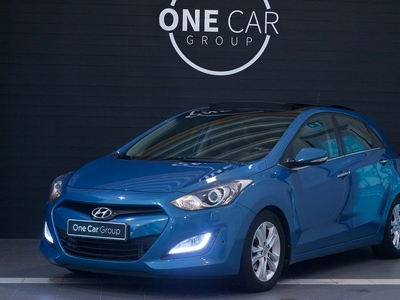 Hyundai i30 5-dörrar 1.6 CRDi FULLUTRUSTAD Nyservad 110hk