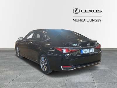 Lexus ES 300h Comfort Navigation Sollucka Momsbil