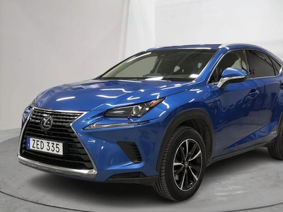 Lexus NX 300h AWD (181hk)