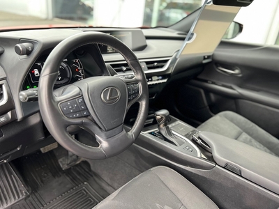 Lexus UX 250h E-Four Comfort Teknikpaket 184hk