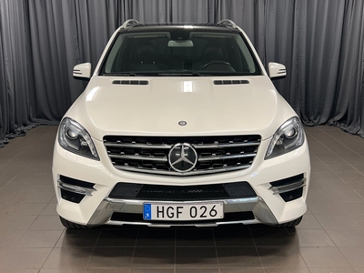 Mercedes-Benz ML 350 | AMG | Panorama | En brukare 258hk