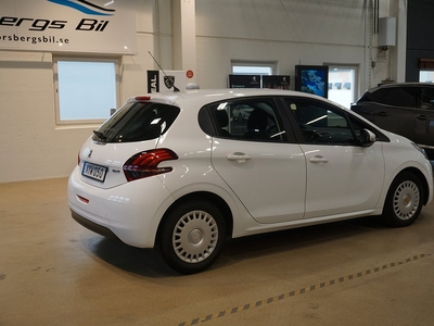 Peugeot 208 5-dörrar 1.2 VTi Euro 6 82hk Kamrem bytt