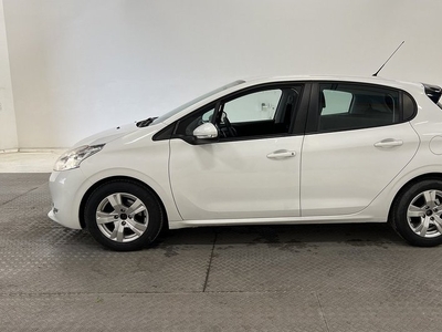 Peugeot 2081.2 VTi 5dr 1 brukare Billigt ägande 2015, Halvkombi