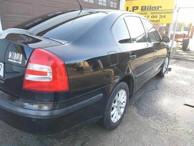 Skoda Octavia 2.0 FSI Manuell, 150hk, 2006, ny besikt