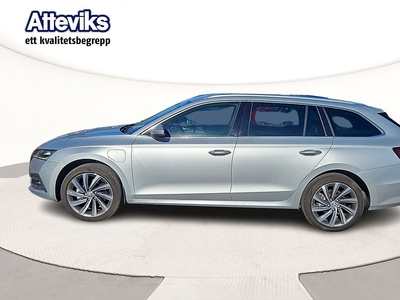 Skoda Octavia Combi IV Style 1.4 DSG 204 hk 2021