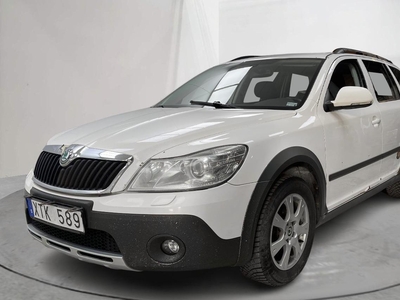 Skoda Octavia Scout II 2.0 TDI 4X4 (140hk)