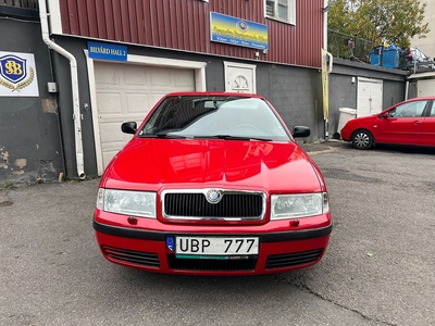 Skoda Octavia Tour 1.4 Manuell, 75hk, 2003