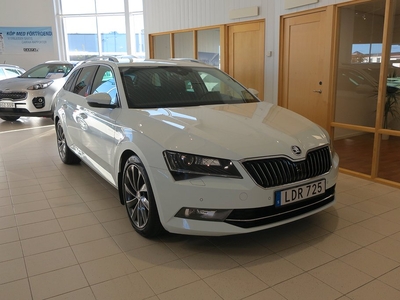 Skoda Superb 2.0 TDI 190hk 4x4 L&K Drag D-Värmare Navi