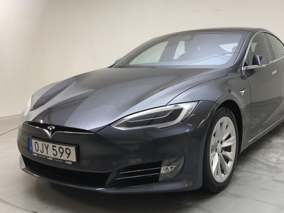 Tesla Model S 90D