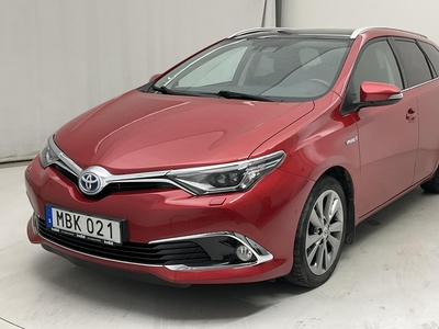 Toyota Auris 1.8 HSD Touring Sports (99hk)