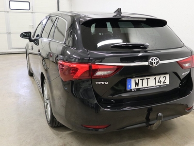 Toyota Avensis Kombi 2.0 D-4D 143 hk Navi Drag kamera Keyless