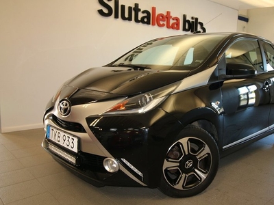 Toyota AygoRESERVERAD 2015, Halvkombi