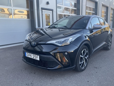 Toyota C-HR 2.0 HSD (184hk)