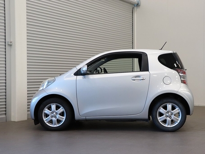 Toyota iQ 1.0 VVT-i AUTOMAT ECO Mode Sv såld 68hk