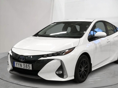 Toyota Prius 1.8 Plug-In (99hk)