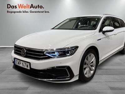 Volkswagen Passat Sportscombi GTE DSG Executive/Drag/Navigation