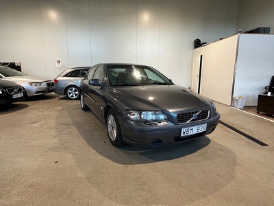 Volvo S60 2.4 Manuell, 170hk, bes,Nyservad,DRAG