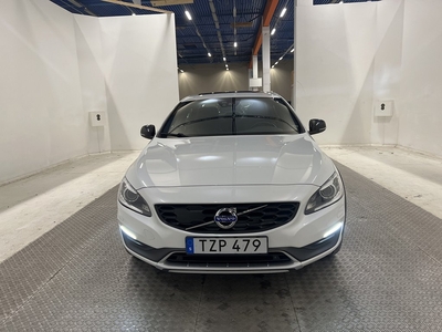 Volvo S60 Cross Country D4 AWD 190hk Summum VOC Pano BLIS