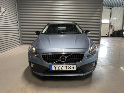 Volvo V40 Cross Country D2 120hk Kinetic Voc Värmare Drag